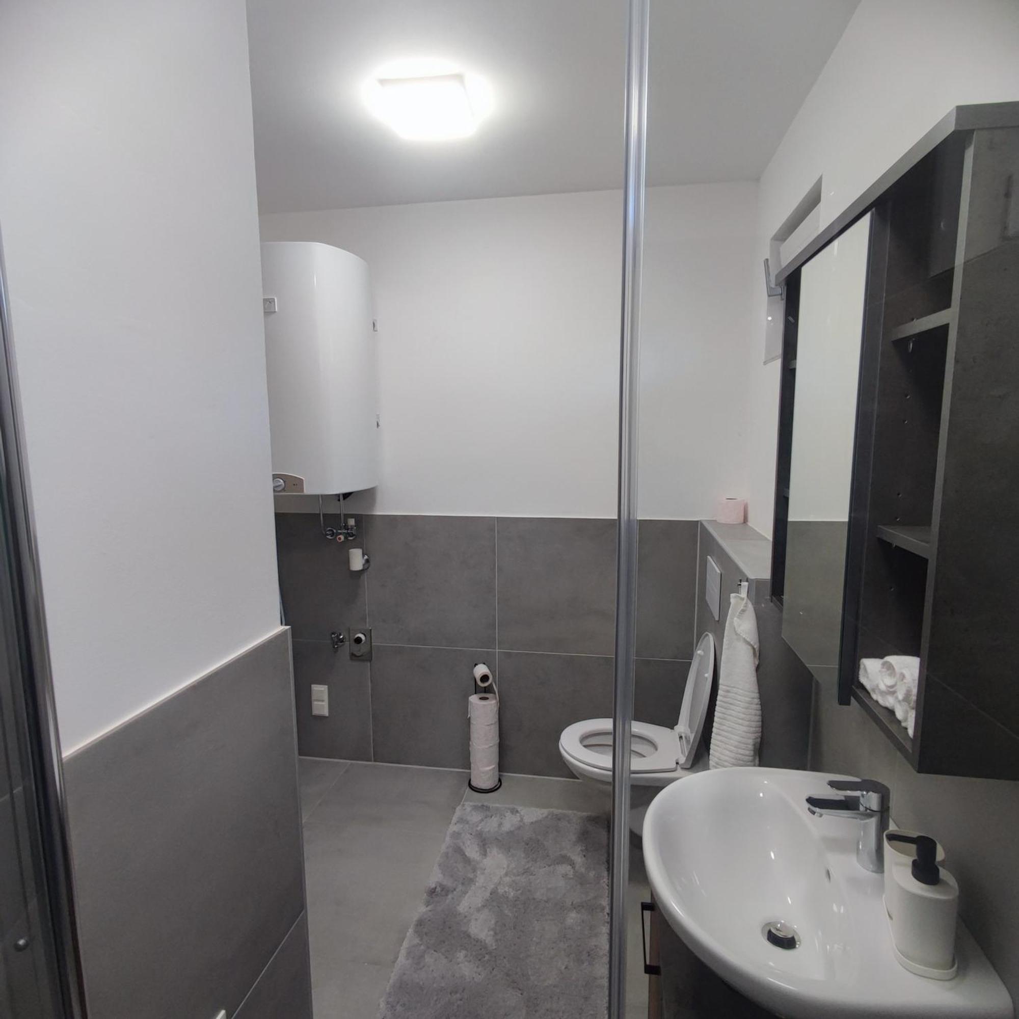 Aparthotel Infinity Wenen Buitenkant foto